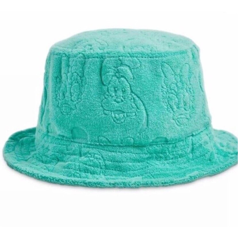 Disney Mickey & Friends Adult NWT Bucket Hat
